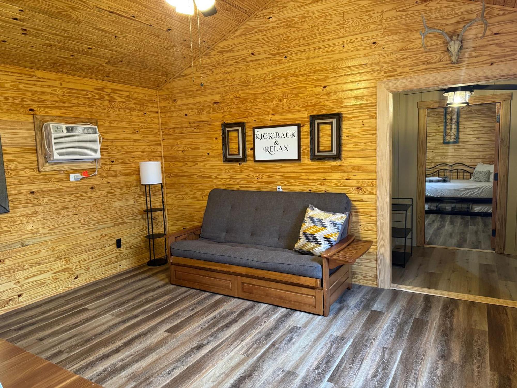 Kick Back Ranch Hotel Ramer Luaran gambar